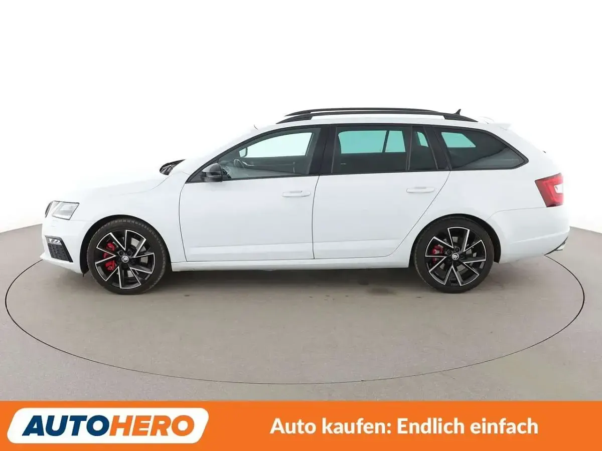 Gebraucht Skoda Octavia RS 245 PS (180 kW) 2020 Moon white Kombi