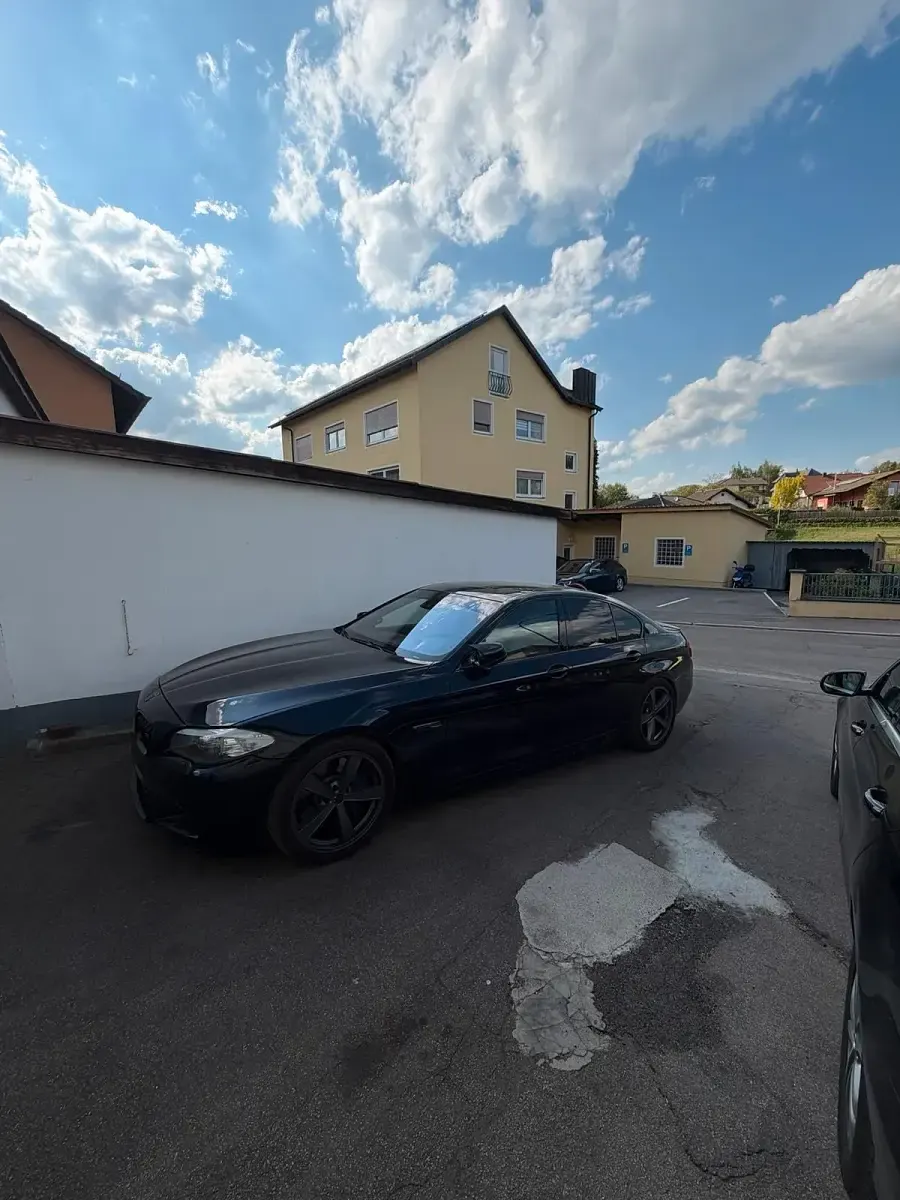Gebraucht BMW 550 M Performance 408 PS (300 kW) 2010 Schwarz Limousine