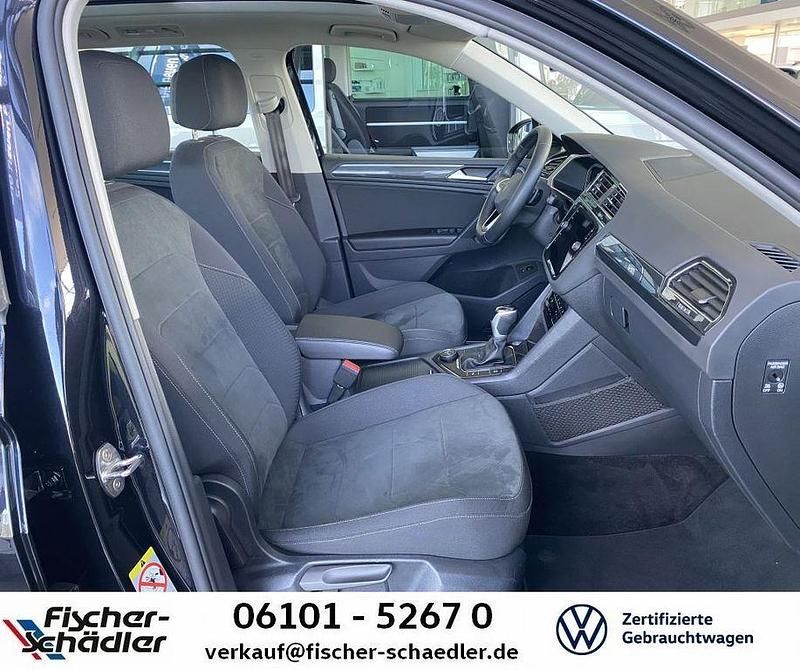 Gebraucht VW Tiguan Pro 190 PS (139 kW) 2022 Deep black (metallic) SUV