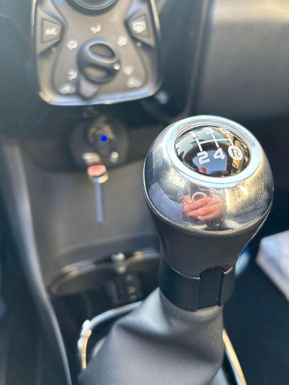 Gebraucht Peugeot 108 Allure 82 PS (60 kW) 2018 Grau Kleinwagen