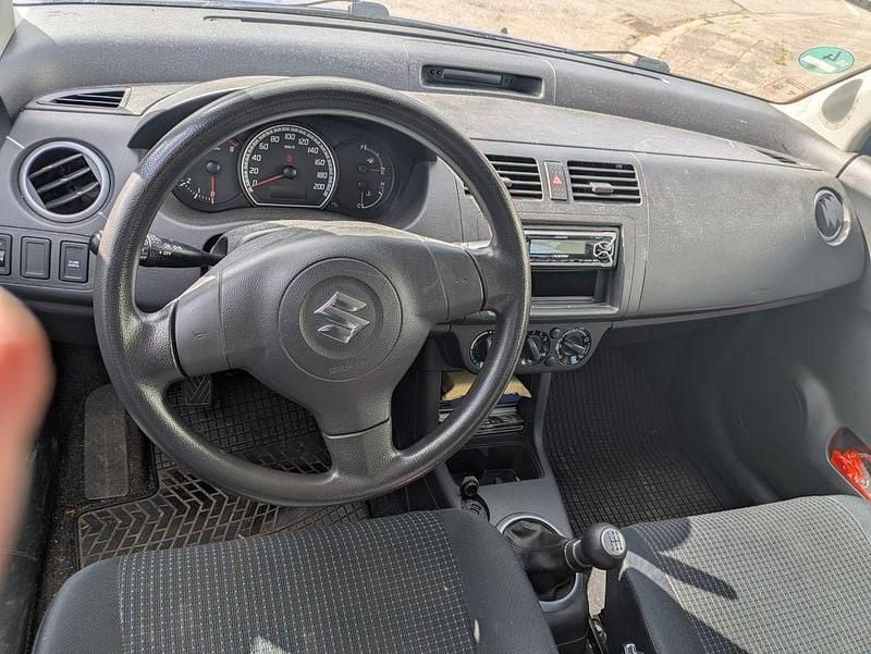 Gebraucht Suzuki Swift Comfort 60 PS (44 kW) 2006 Blau Kleinwagen