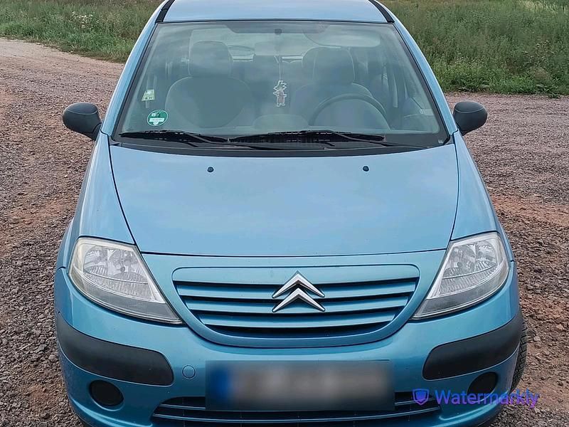 Blau Gebraucht 2002 Citroën C3 Kleinwagen | 700 € (Superpreis) - Bild 1/4