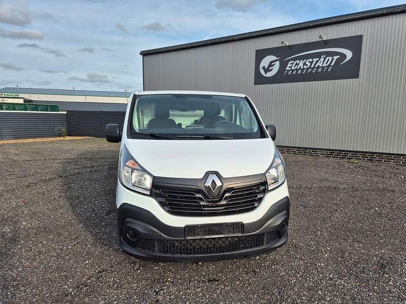 Gebraucht Renault Trafic Komfort 121 PS (88 kW) 2018 Weiß Van / Kleinbus