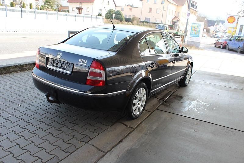 Gebraucht Skoda Superb 150 PS (110 kW) 2008 Schwarz Limousine