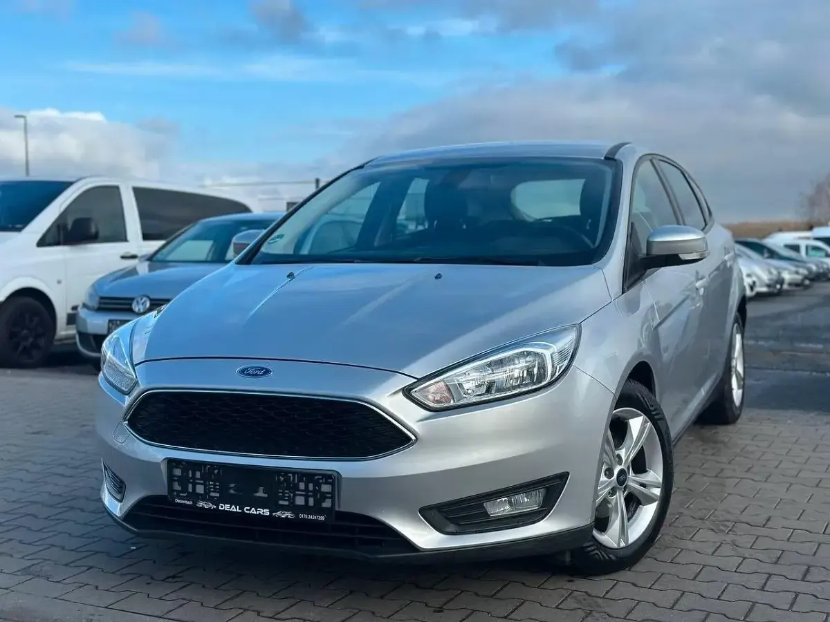 Gebraucht Ford Focus 105 PS (77 kW) 2016 Limousine