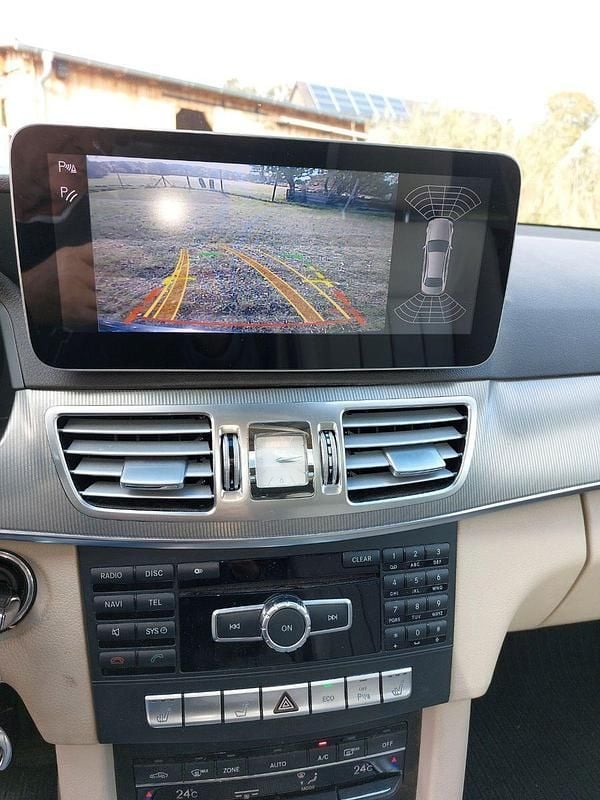 Gebraucht Mercedes E200 Elegance 136 PS (100 kW) 2014 Schwarz Kombi