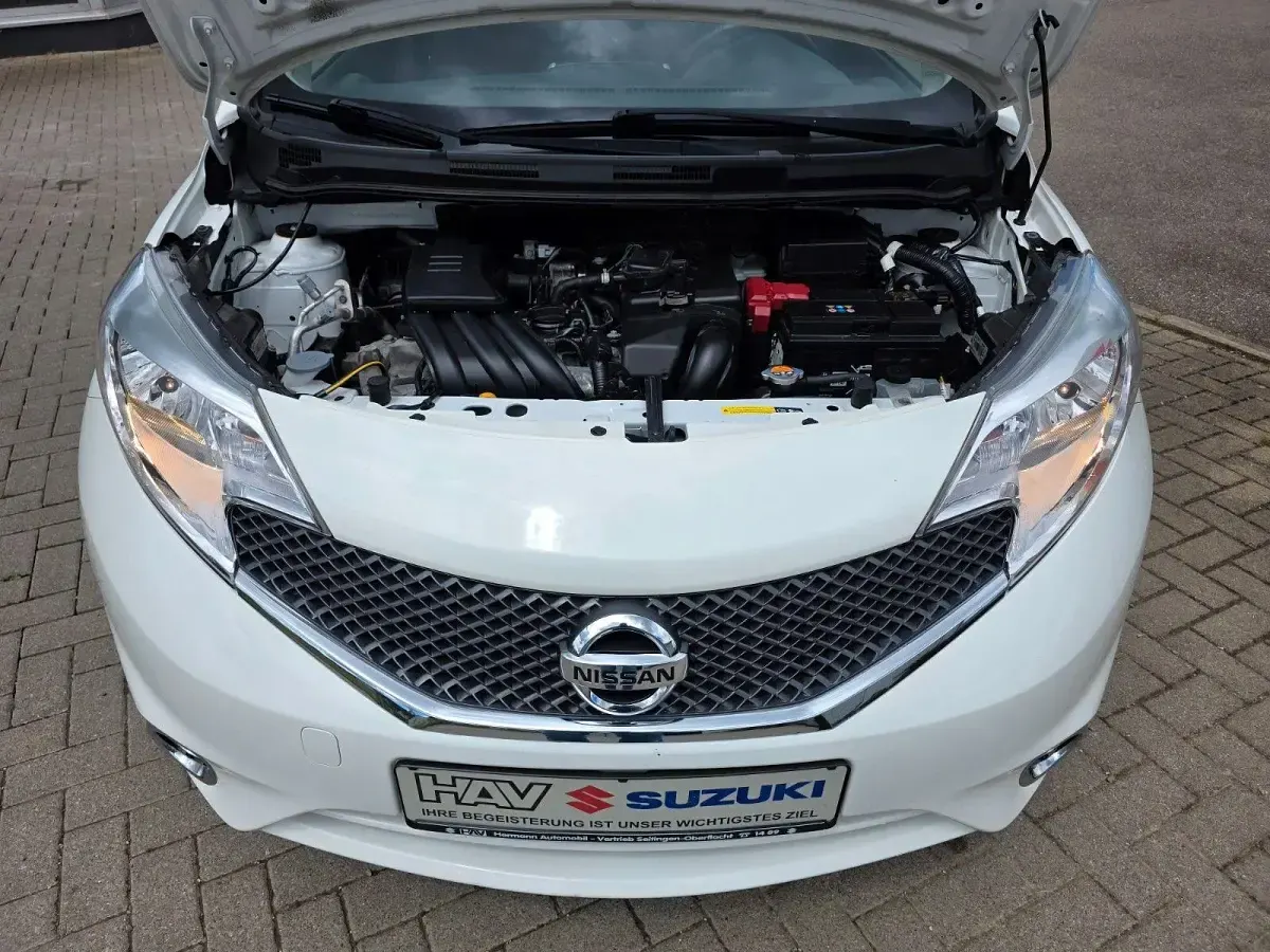 Gebraucht Nissan Note Acenta 80 PS (58 kW) 2014 Weiß Kleinwagen