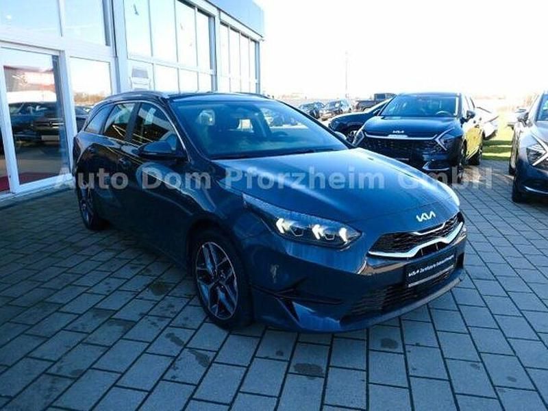 Gebraucht Kia Ceed 140 PS (102 kW) 2025 Andere Kleinwagen