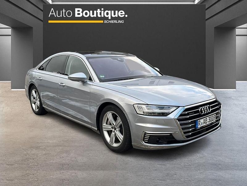 Gebraucht Audi A8 449 PS (330 kW) 2022 Florettsilber metallic Limousine