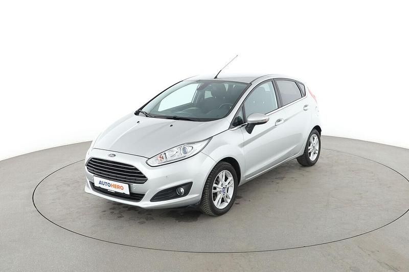 Gebraucht Ford Fiesta Titanium 101 PS (74 kW) 2017 Silber Limousine