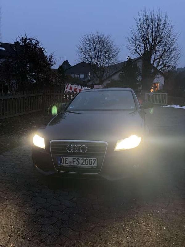 Gebraucht Audi A4 S-Line 160 PS (117 kW) 2011 Braun Limousine