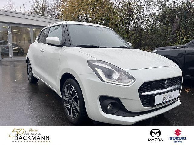 Weiß Gebraucht 2021 Suzuki Swift Comfort Kleinwagen | 11.950 € (Guter Preis) - Bild 1/3