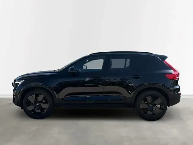 Gebraucht Volvo XC40 145 PS (106 kW) 2025 SUV