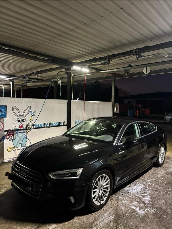 Gebraucht Audi A5 Comfort 205 PS (150 kW) 2020 Schwarz Coupé