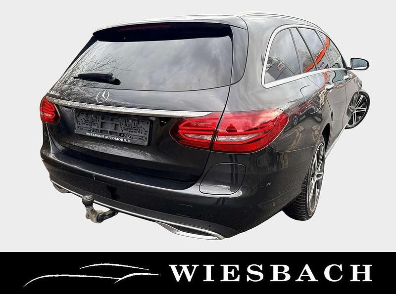 Gebraucht Mercedes C300e 194 PS (142 kW) 2019 Grafitgrau  metalliclack Kombi