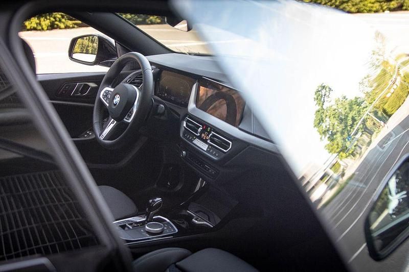 Gebraucht BMW 220 M Sport 190 PS (139 kW) 2024 Schwarz Limousine