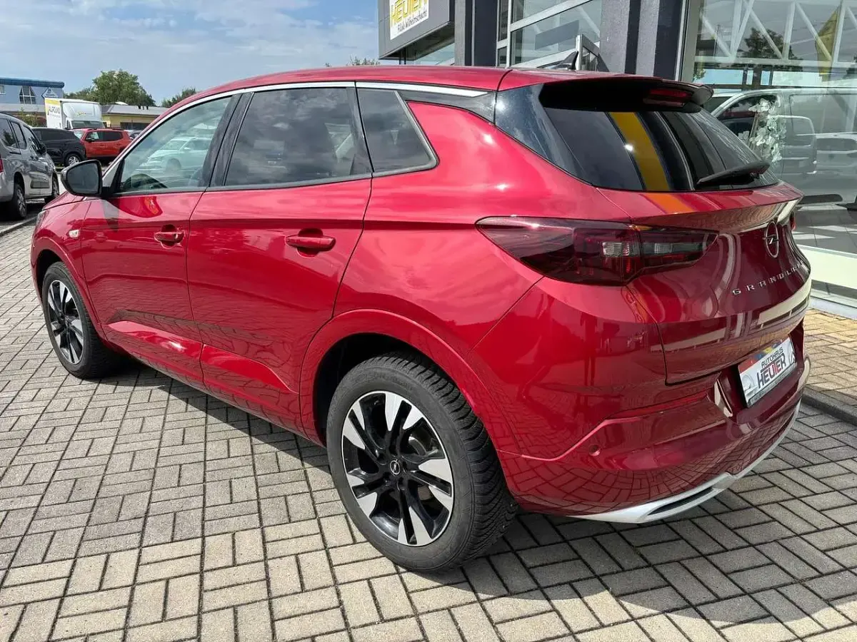 Gebraucht Opel Grandland X Elegance 131 PS (96 kW) 2023 Rot SUV