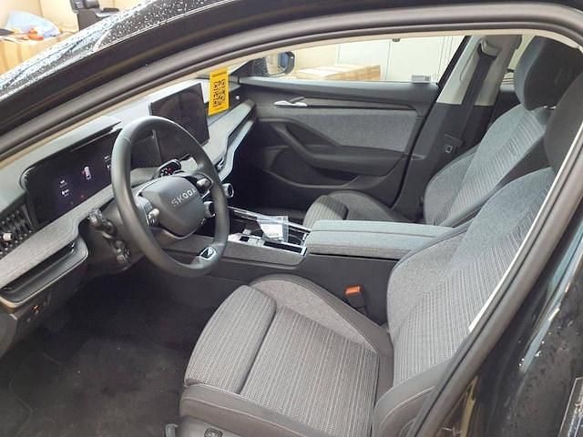 Gebraucht Skoda Superb Selection 150 PS (110 kW) 2025 Onyxschwarz metallic Kombi