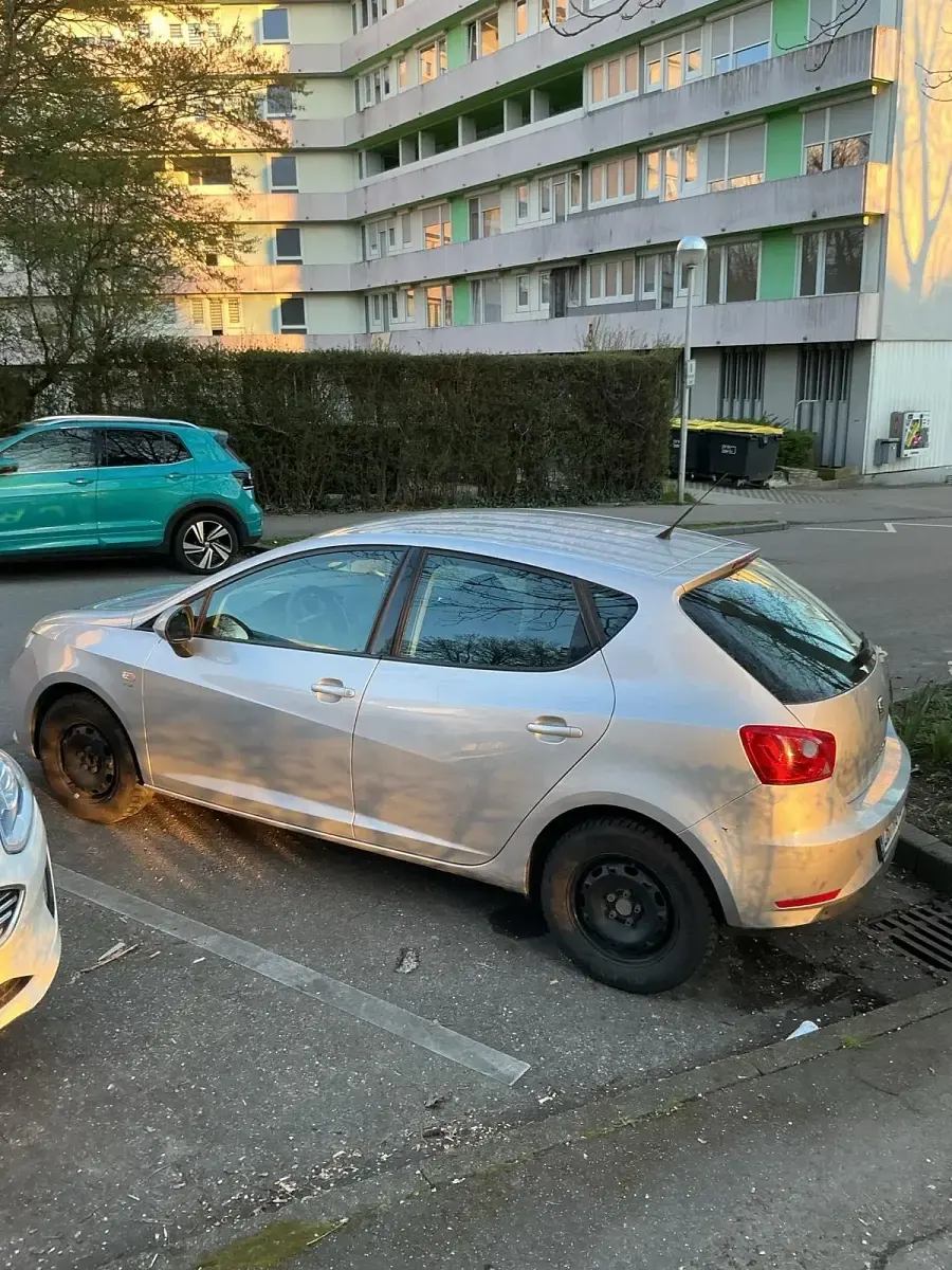 Gebraucht Seat Ibiza 105 PS (77 kW) 2012 Grau Kleinwagen
