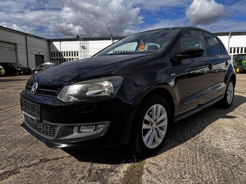 Gebraucht VW Polo Match 69 PS (50 kW) 2012 Schwarz Limousine