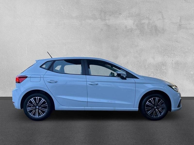 Neu Seat Ibiza Style 116 PS (85 kW) 2025 Weiß Limousine