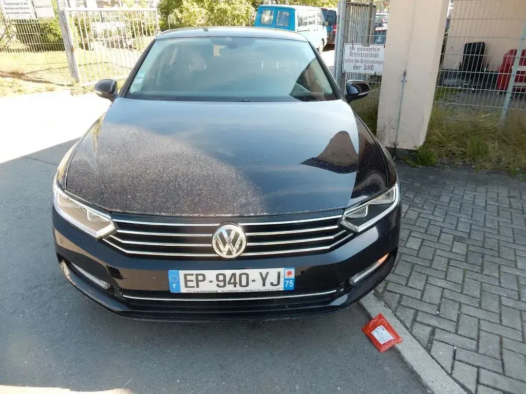 Gebraucht VW Passat Comfortline 120 PS (88 kW) 2017 Schwarz Limousine