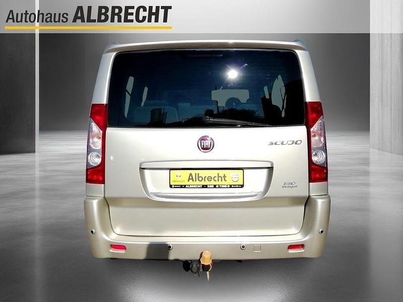 Gebraucht Fiat Scudo Family 128 PS (94 kW) 2015 Beige Van