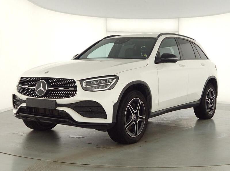 Gebraucht Mercedes GLC300e Night 194 PS (142 kW) 2022 Weiß SUV