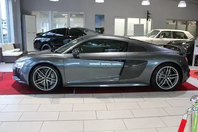 Gebraucht Audi R8 Coupé Ambiente 611 PS (449 kW) 2018 Daytonagrau perleffekt Coupé