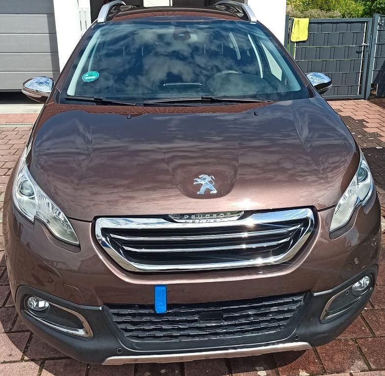 Braun Gebraucht 2013 Peugeot 2008 Allure SUV | 7.375 € (Guter Preis) - Bild 1/4