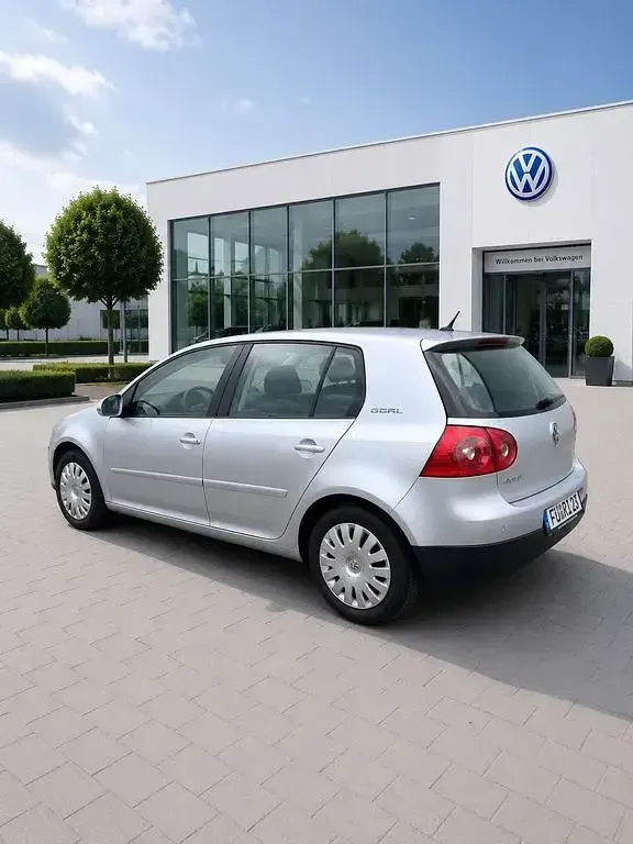 Gebraucht VW Golf V Trendline 80 PS (58 kW) 2008 Silber Limousine