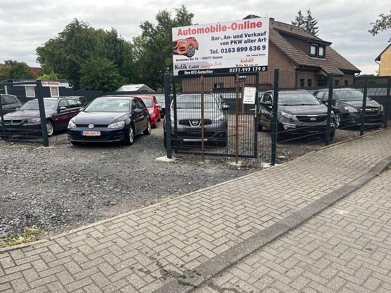 Gebraucht Renault Mégane Dynamique 131 PS (96 kW) 2010 Schwarz Limousine