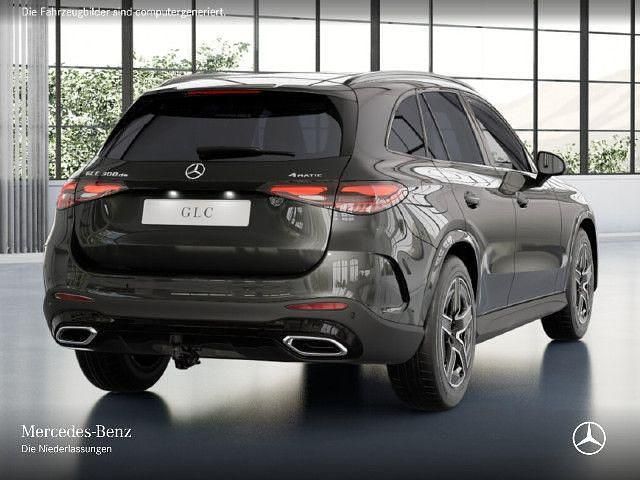 Gebraucht Mercedes GLC300e AMG 333 PS (244 kW) 2024 Graphitgrau Coupé