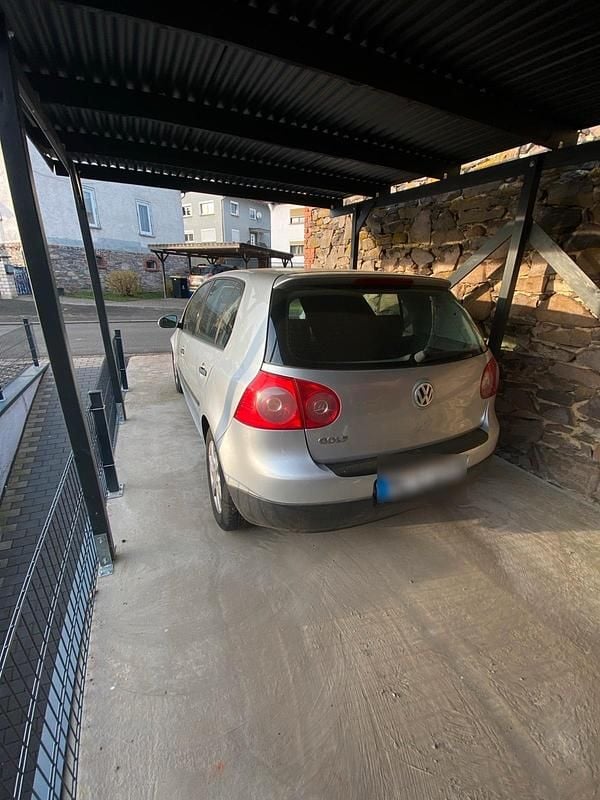 Gebraucht VW Golf V 75 PS (55 kW) 2004 Silber Kleinwagen