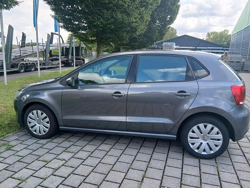 Grau Gebraucht 2013 VW Polo Kleinwagen | 5.500 € (Guter Preis) - Bild 1/2