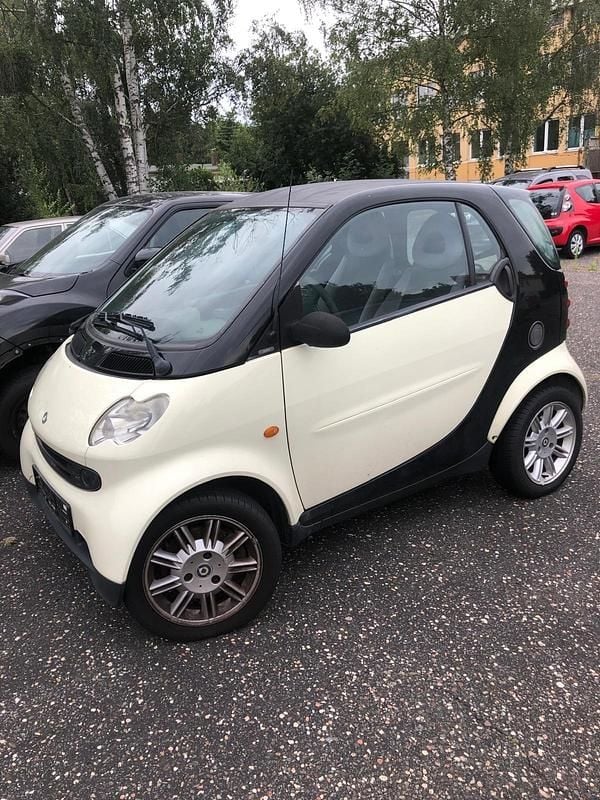 Andere farben Gebraucht 2003 Smart ForTwo Coupé Kleinwagen | 900 € - Bild 1/3