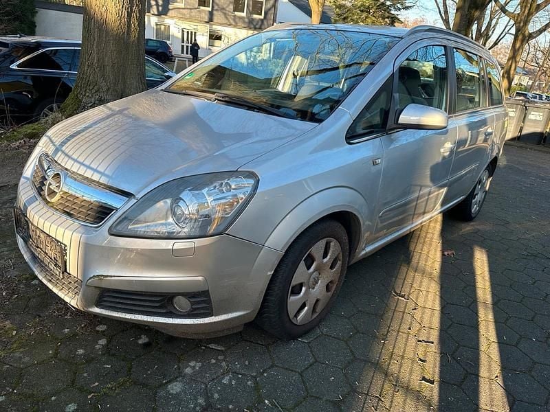 Gebraucht Opel Zafira 103 PS (75 kW) 2006 Van / Kleinbus