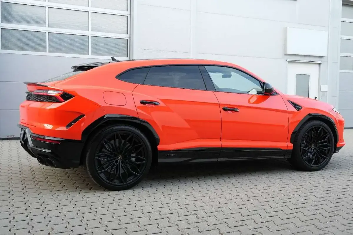 Neu Lamborghini Urus 799 PS (587 kW) 2026 Orange SUV