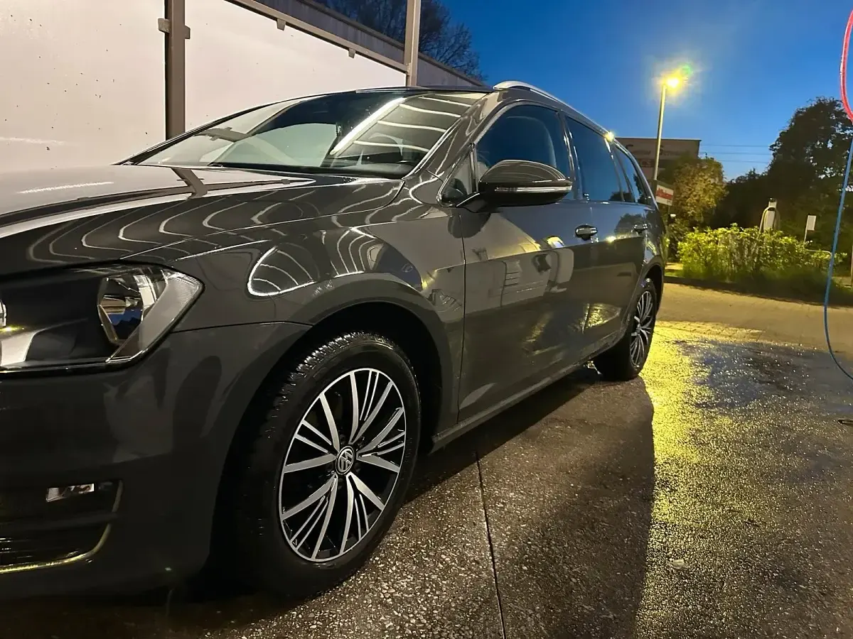 Gebraucht VW Golf VII Allstar 110 PS (80 kW) 2017 Grau Kombi