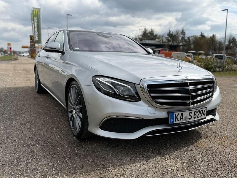 Gebraucht Mercedes E400 340 PS (250 kW) 2019 Limousine