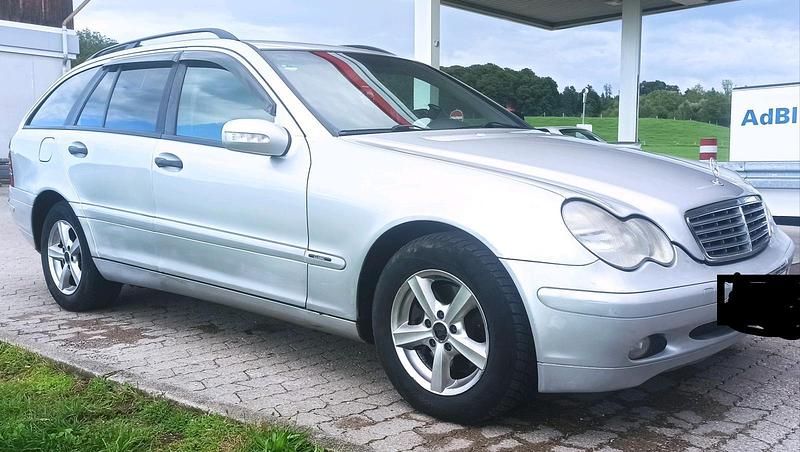 Silber Gebraucht 2002 Mercedes C220 Kombi | 1.680 € (Teuer) - Bild 1/4
