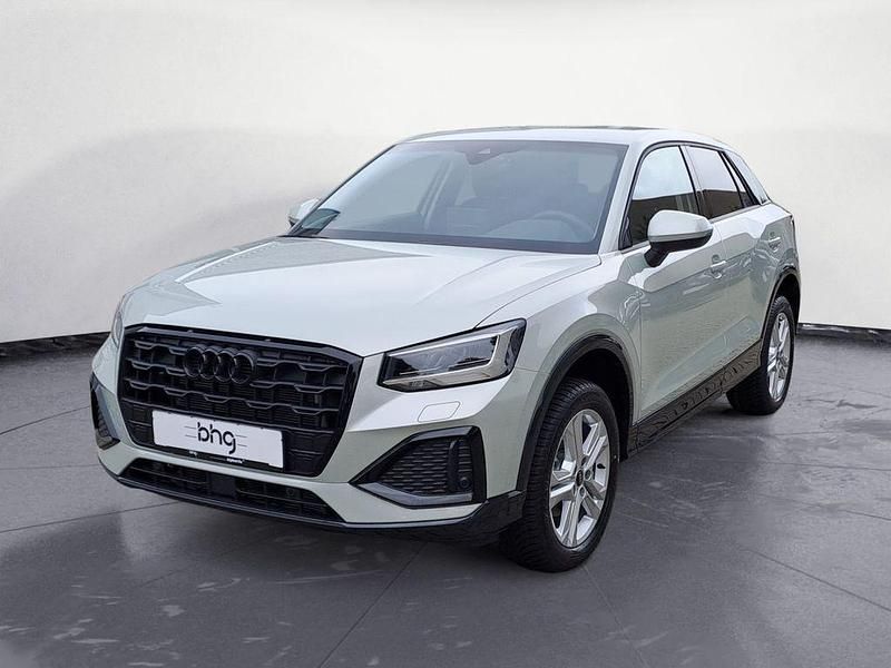 Silber Neu 2025 Audi Q2 Advanced Plus SUV | 34.400 € (Guter Preis) - Bild 1/4