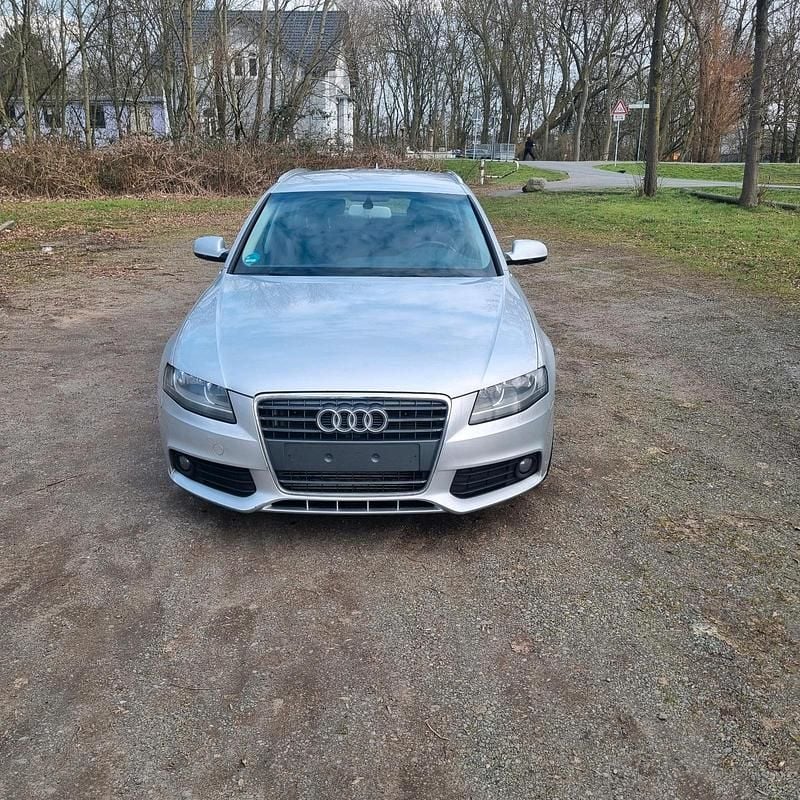 Gebraucht Audi A4 143 PS (105 kW) 2011 Silber Kombi