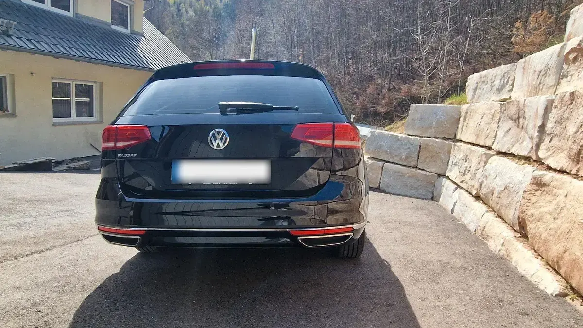Gebraucht VW Passat Comfortline 190 PS (139 kW) 2019 Schwarz Kombi