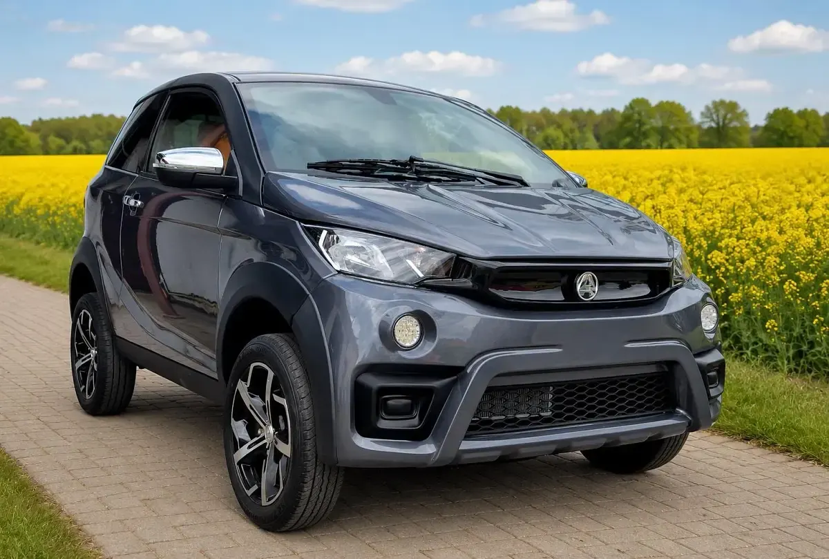 Usata Aixam Crossover Premium Premium 2021 Grigio Utilitaria