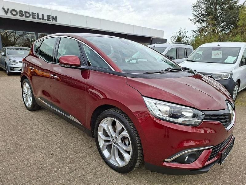 Gebraucht Renault Scénic IV Experience 116 PS (85 kW) 2017 Rot Van / Kleinbus