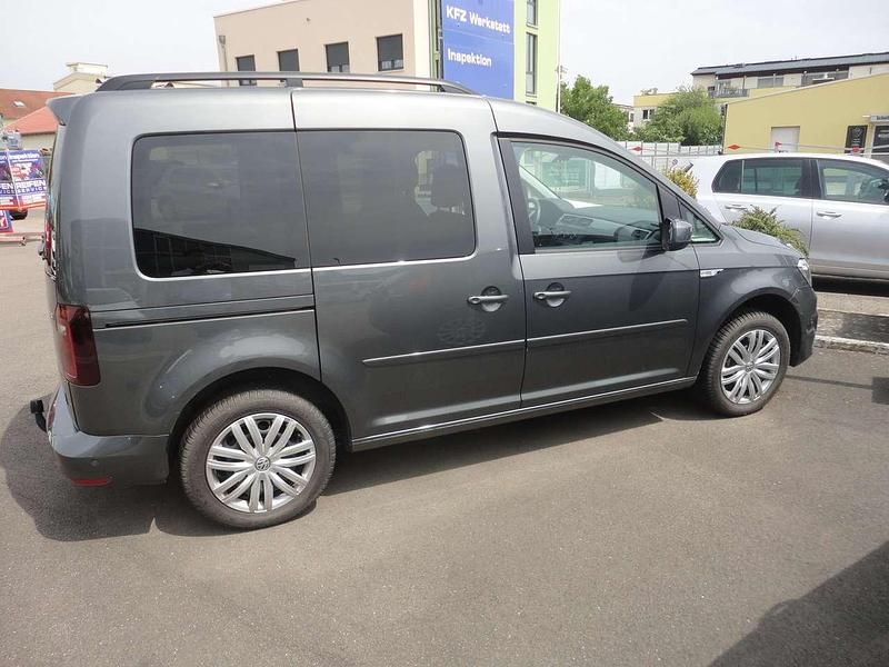 Gebraucht VW Caddy Comfortline 125 PS (91 kW) 2017 Indiumgrau metallic Van / Kleinbus
