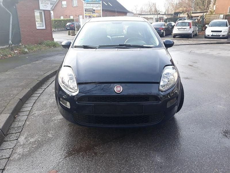 Gebraucht Fiat Punto Street 69 PS (50 kW) 2013 Blau Kleinwagen
