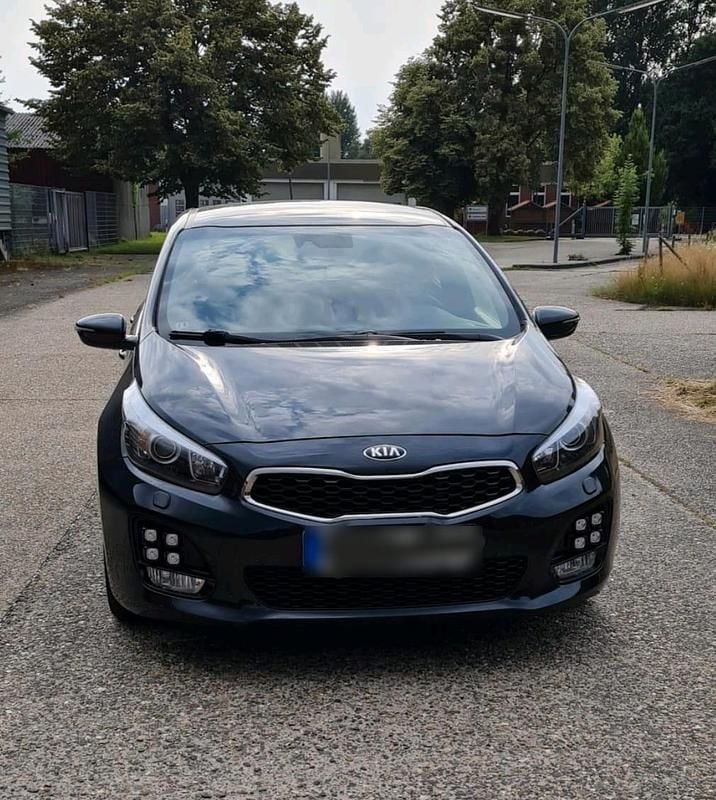 Gebraucht Kia Ceed GT-Line 136 PS (100 kW) 2016 Schwarz Kleinwagen