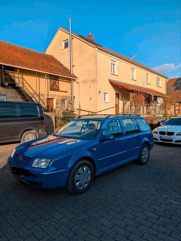 Gebraucht VW Bora 2002 Blau Kombi
